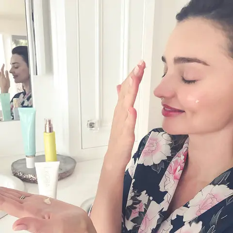 Miranda Kerr confía en Kahai Oil para tu belleza